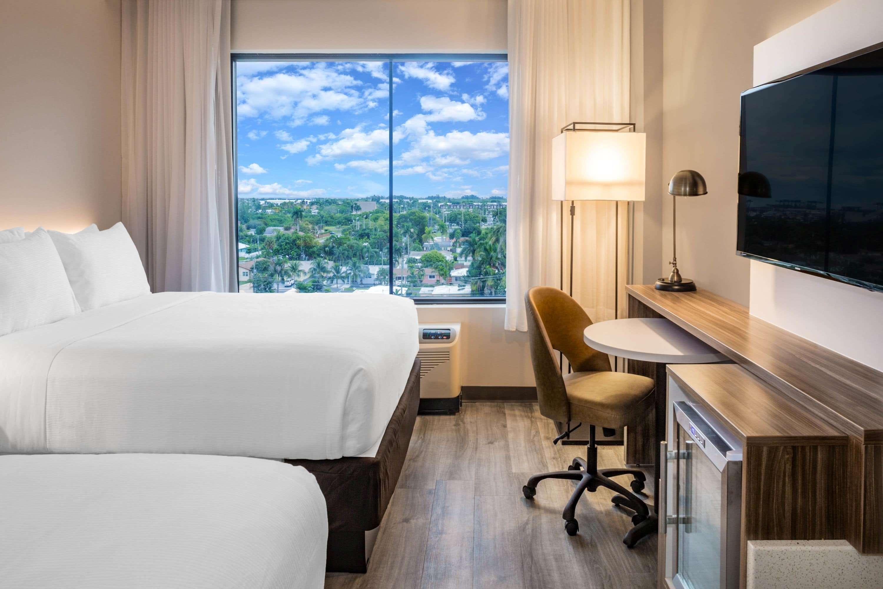 Отель Wyndham Garden Ft Lauderdale Airport & Cruise Port Дания-Бич Экстерьер фото