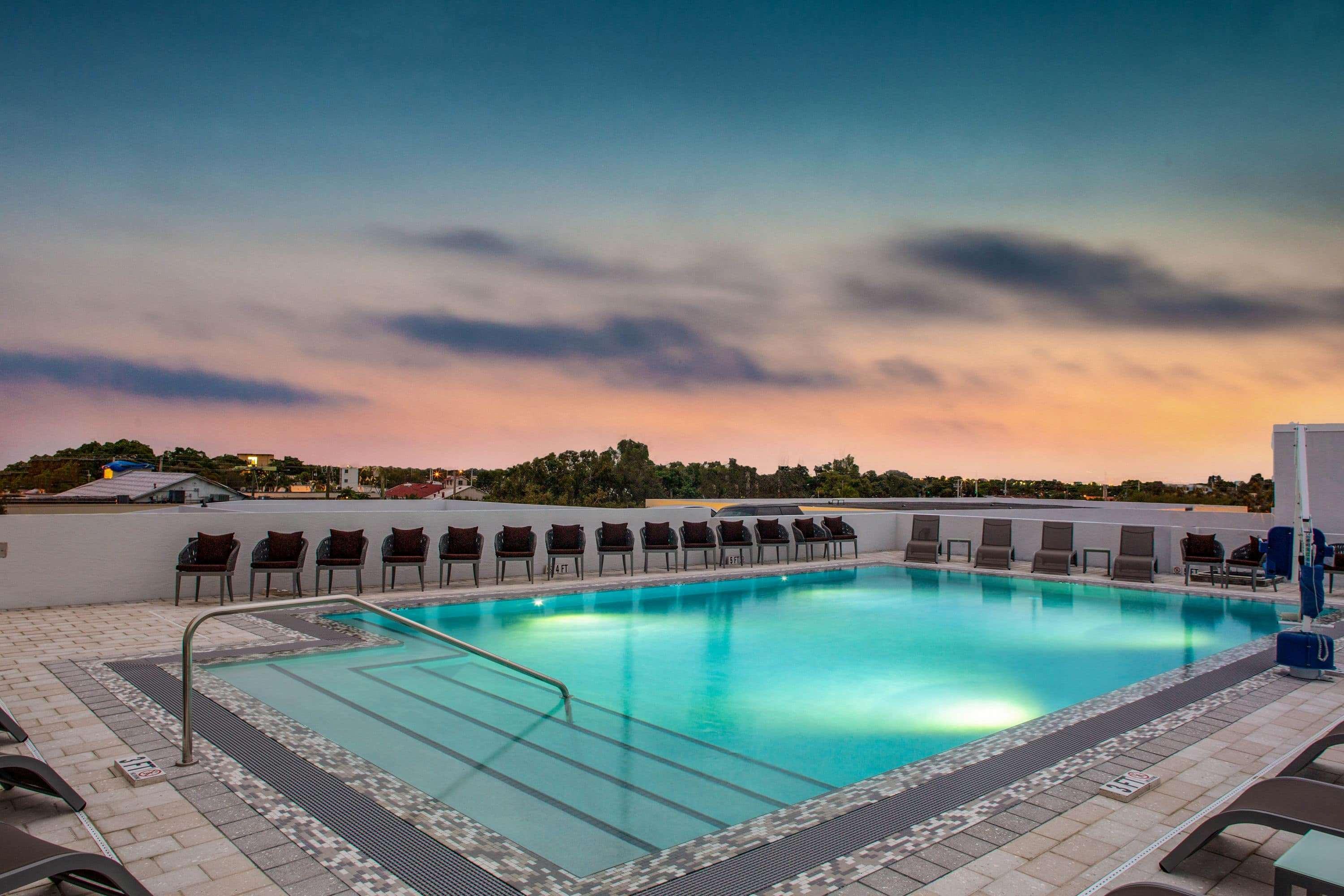 Отель Wyndham Garden Ft Lauderdale Airport & Cruise Port Дания-Бич Экстерьер фото