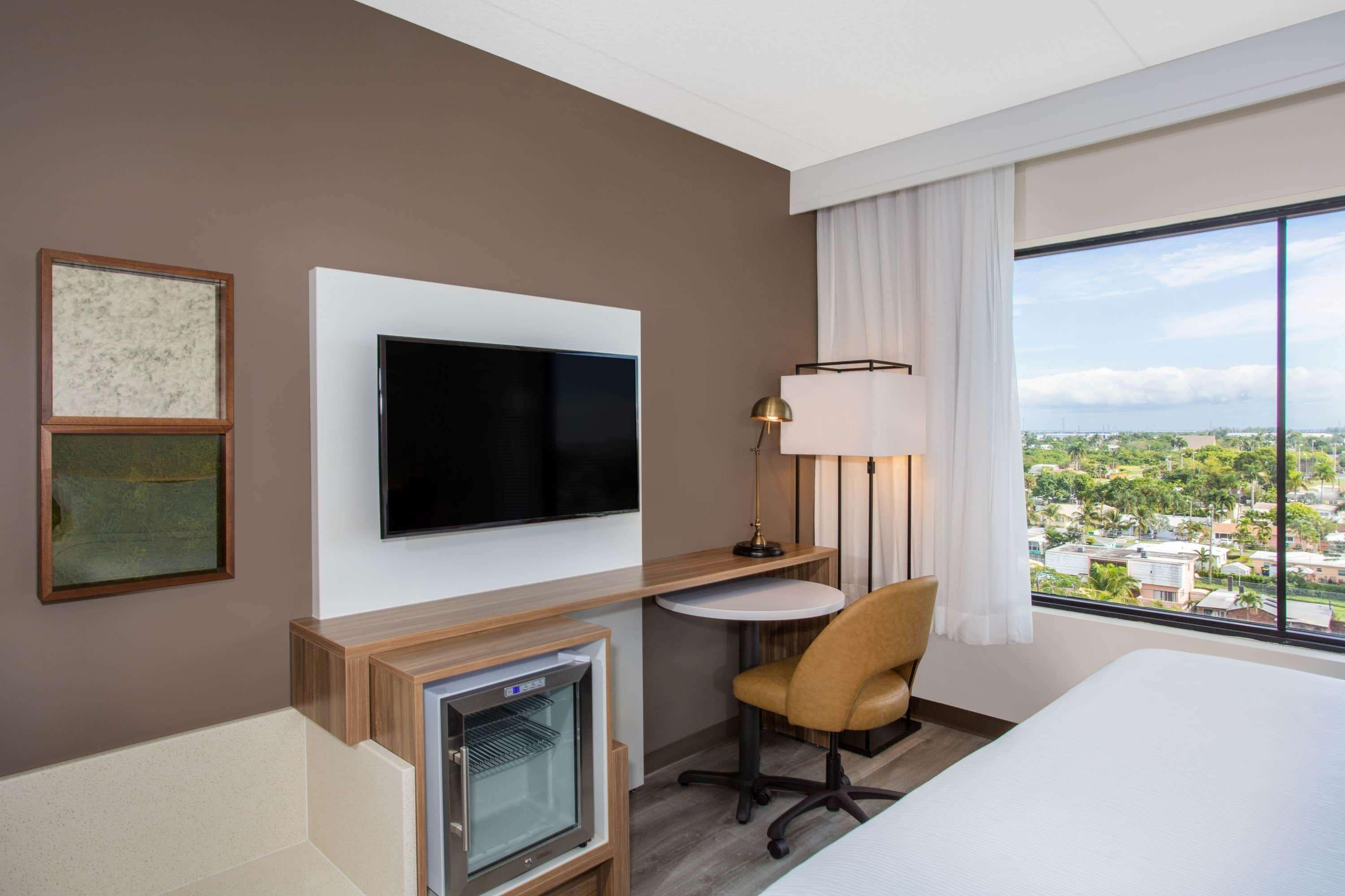 Отель Wyndham Garden Ft Lauderdale Airport & Cruise Port Дания-Бич Экстерьер фото