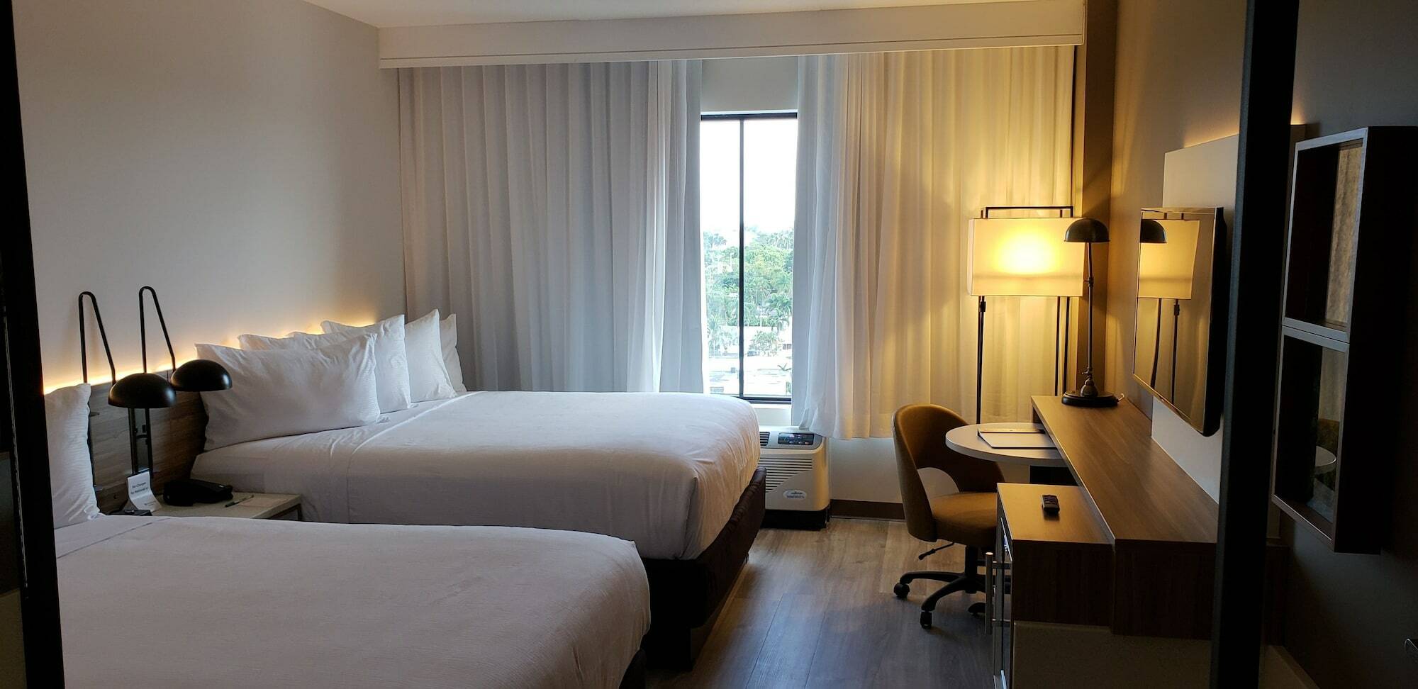 Отель Wyndham Garden Ft Lauderdale Airport & Cruise Port Дания-Бич Экстерьер фото